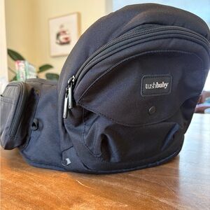 Black Tushbaby hip carrier VGUC